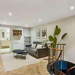 דירה Luxury Family Duplex 4 Bdrs 10p - Republique